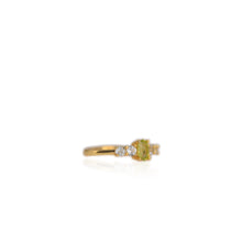Load image into Gallery viewer, 4 x 6 mm. Oval Cut Green Pakistani Peridot and Topaz Cluster Ring