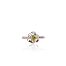 Load image into Gallery viewer, 5 mm. Round Cut Green Pakistani Peridot Ring