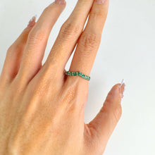 Load image into Gallery viewer, 3 mm. Round Cut Green Brazilian Emerald Cluster Ring