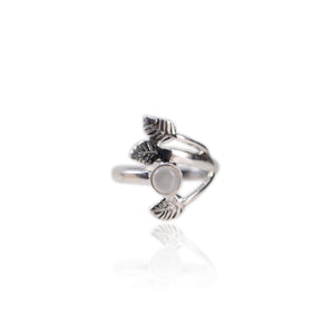 Handmade 5 mm. Round Cabochon White Ceylon Moonstone Leaf Ring