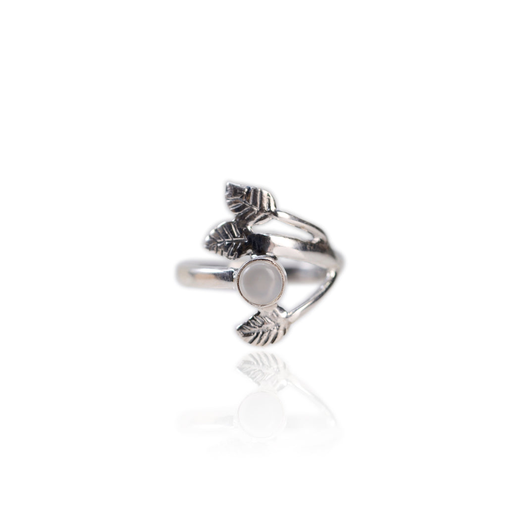 Handmade 5 mm. Round Cabochon White Ceylon Moonstone Leaf Ring
