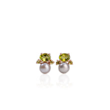 Load image into Gallery viewer, 7 mm. Freshwater Pearl and Peridot Cluster Earrings
