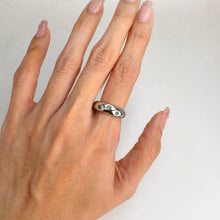 Load image into Gallery viewer, 2.5 mm. Round Cut Green Brazilian Emerald Cluster Ring
