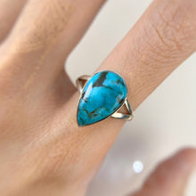 Load image into Gallery viewer, Handmade 10 x 15 mm. Pear Cabochon Blue American Turquoise Ring
