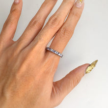 Load image into Gallery viewer, 2.5 mm. Round Cut Blue Violet Tanzanite Cluster Ring
