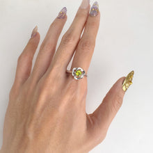 Load image into Gallery viewer, 5 mm. Round Cut Green Pakistani Peridot Ring
