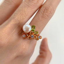 Load image into Gallery viewer, 8 mm. Freshwater Pearl and Peridot with Cz Accents Cluster Ring
