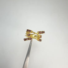 Load and play video in Gallery viewer, 2 x 5 mm. Round Cut Purple Pink Tanzanian Sapphire Cluster Ring
