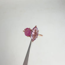 Load and play video in Gallery viewer, Handmade 5 x  6.5 mm. Oval Cut Pink Madagascan Sapphire and Amethyst Cluster Ring

