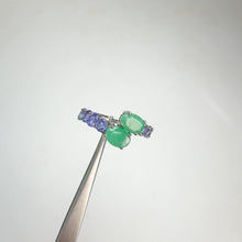 Load and play video in Gallery viewer, 5 x 7 mm. Oval Cut Green Brazilian Emerald and Tanzanite Cluster Ring (Blemished)
