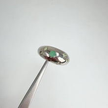 Load and play video in Gallery viewer, 3 mm. Round Cut Green Zambian Emerald and Peridot Cluster Ring
