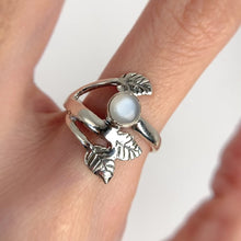 Load and play video in Gallery viewer, Handmade 5 mm. Round Cabochon White Ceylon Moonstone Leaf Ring
