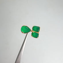 Load and play video in Gallery viewer, 6 x 9 mm. Pear Cut Green Botswana Agate Open Ring
